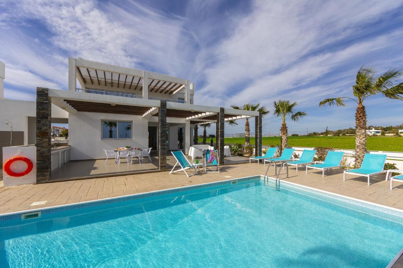 Faros BeachFront Villa Perivolia Exterior foto