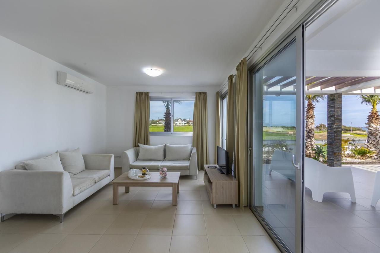Faros BeachFront Villa Perivolia Exterior foto