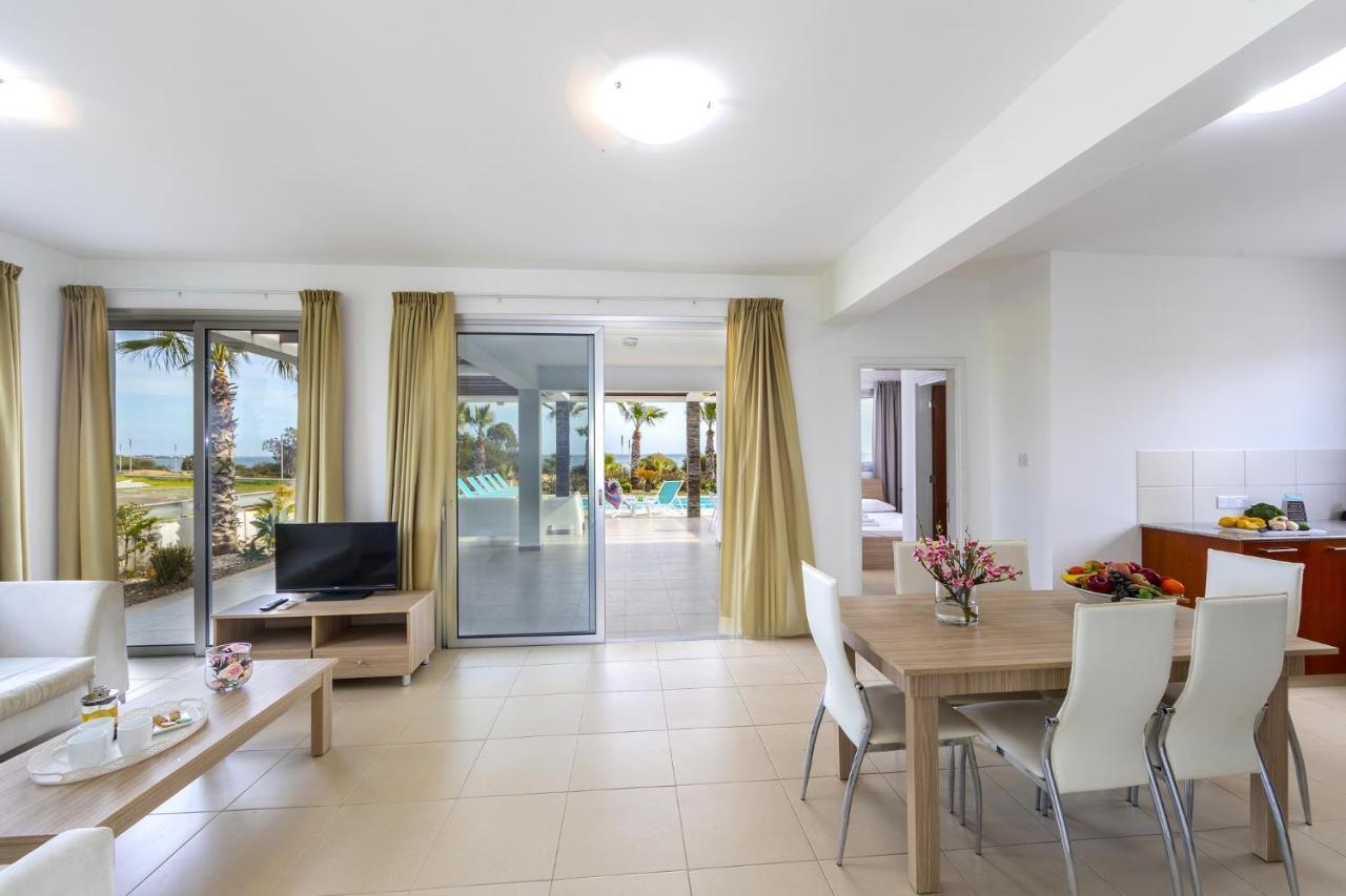 Faros BeachFront Villa Perivolia Exterior foto