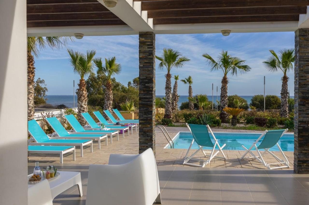 Faros BeachFront Villa Perivolia Exterior foto