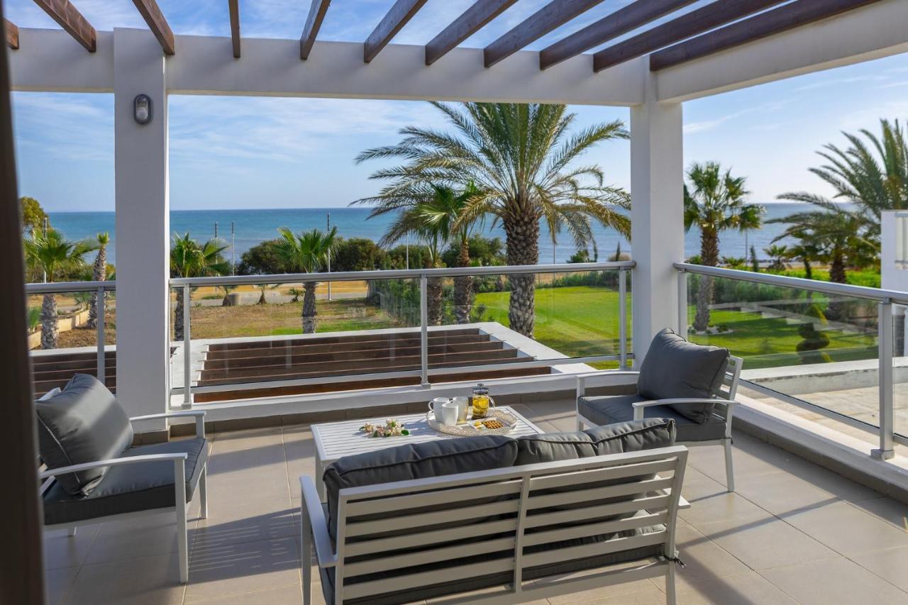 Faros BeachFront Villa Perivolia Exterior foto