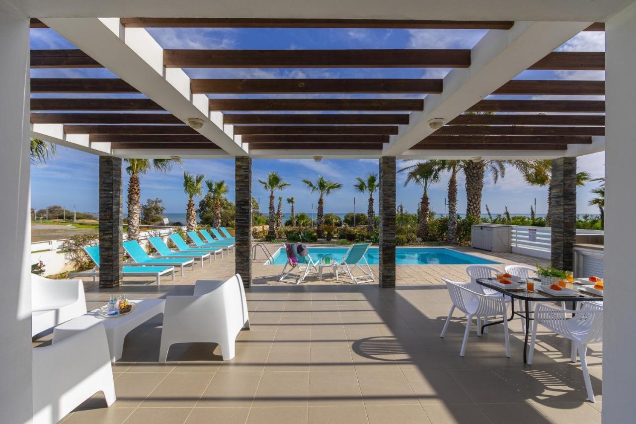 Faros BeachFront Villa Perivolia Exterior foto